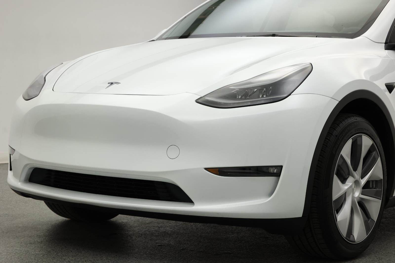 2024 Tesla Model Y Long Range 10