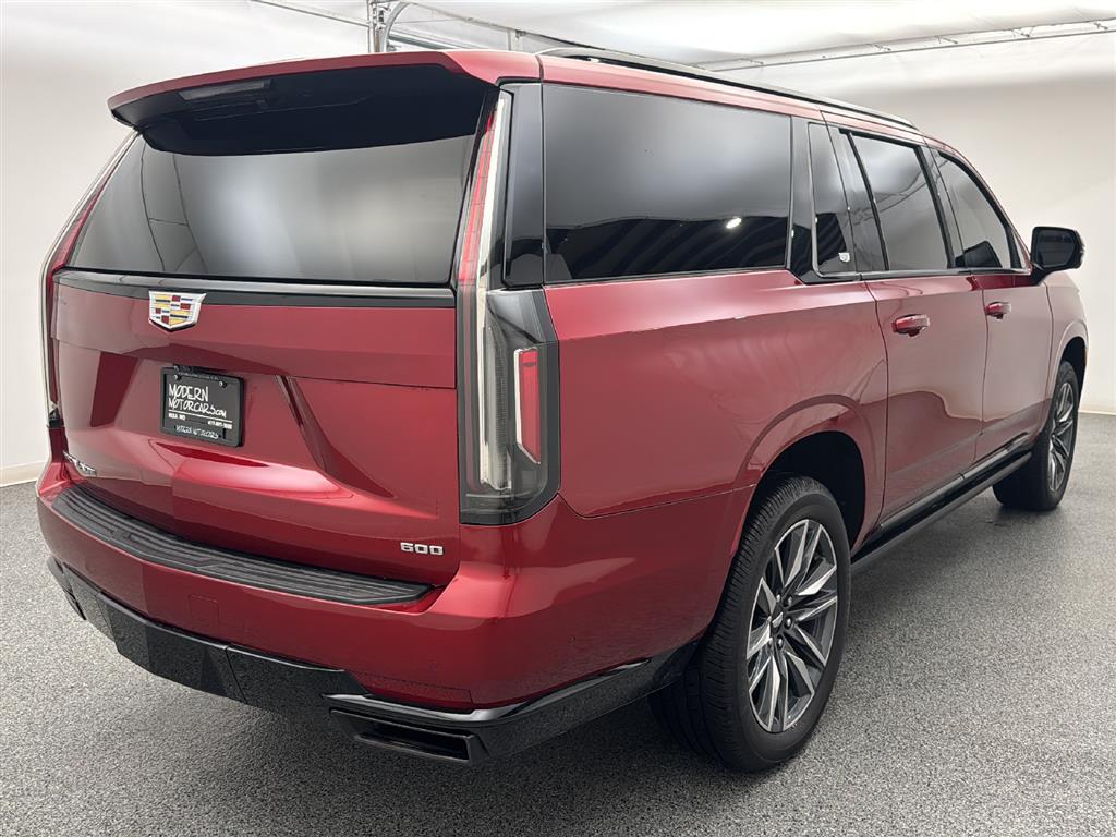 2022 Cadillac Escalade ESV Sport 5