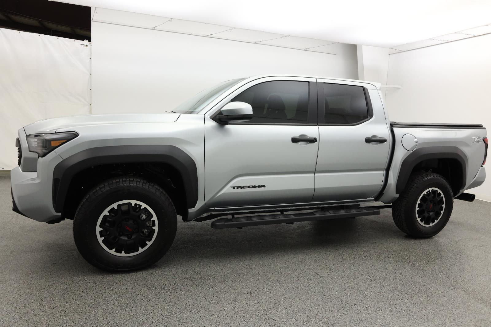 2024 Toyota Tacoma 4WD TRD Off-Road 2