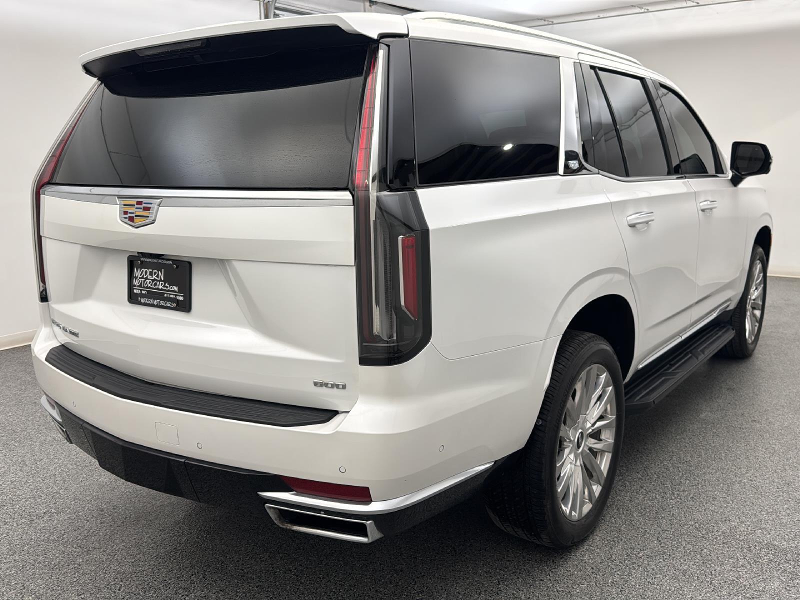 2023 Cadillac Escalade 4WD Premium Luxury 4