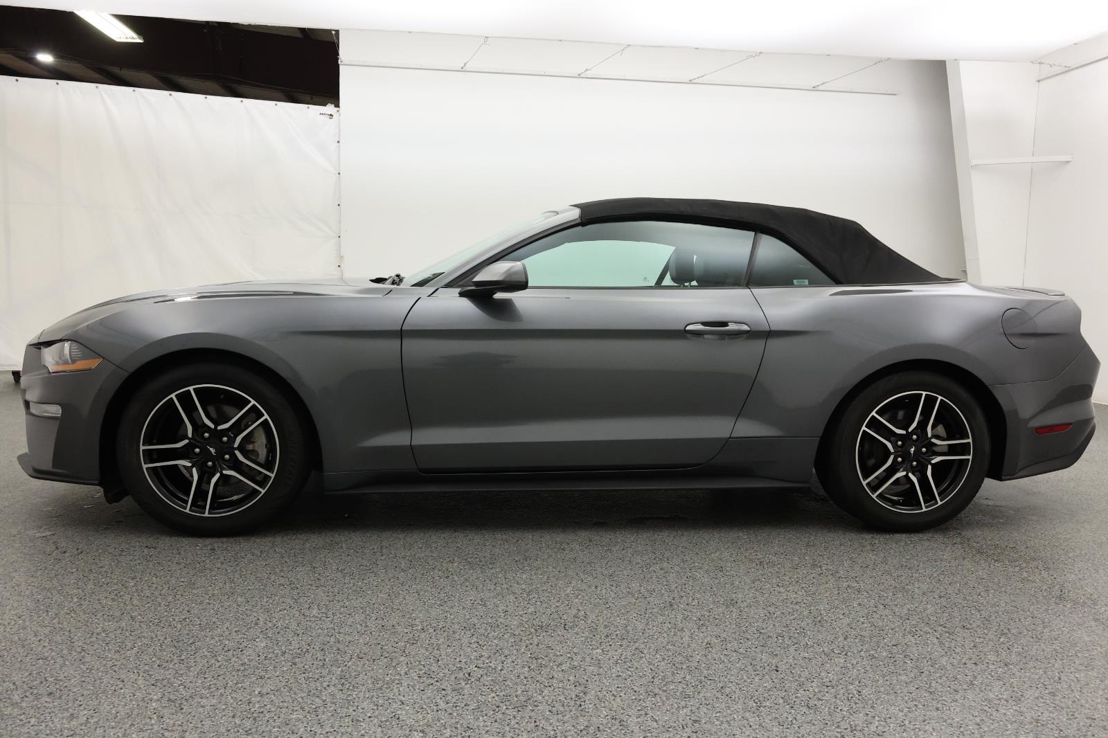 2021 Ford Mustang EcoBoost Premium 14