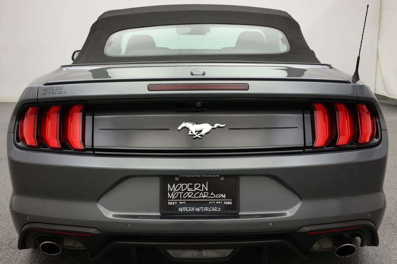 2021 Ford Mustang EcoBoost Premium 16