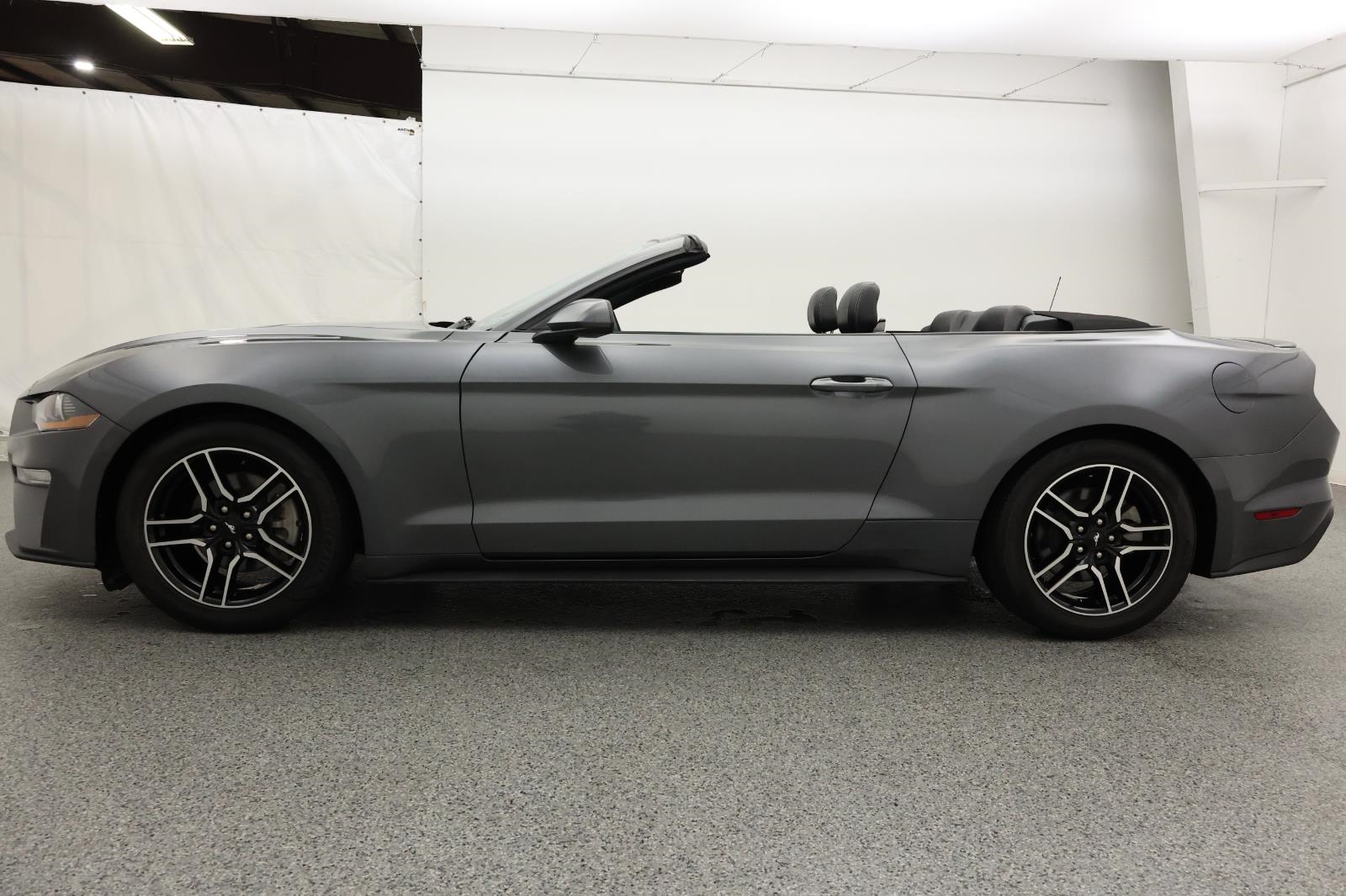 2021 Ford Mustang EcoBoost Premium 2