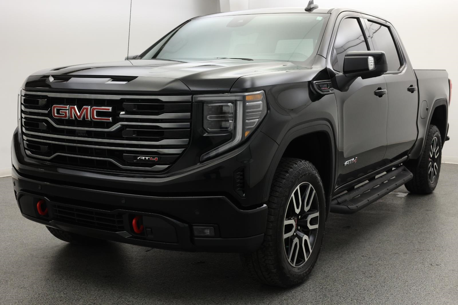 2025 GMC Sierra 1500 AT4 1