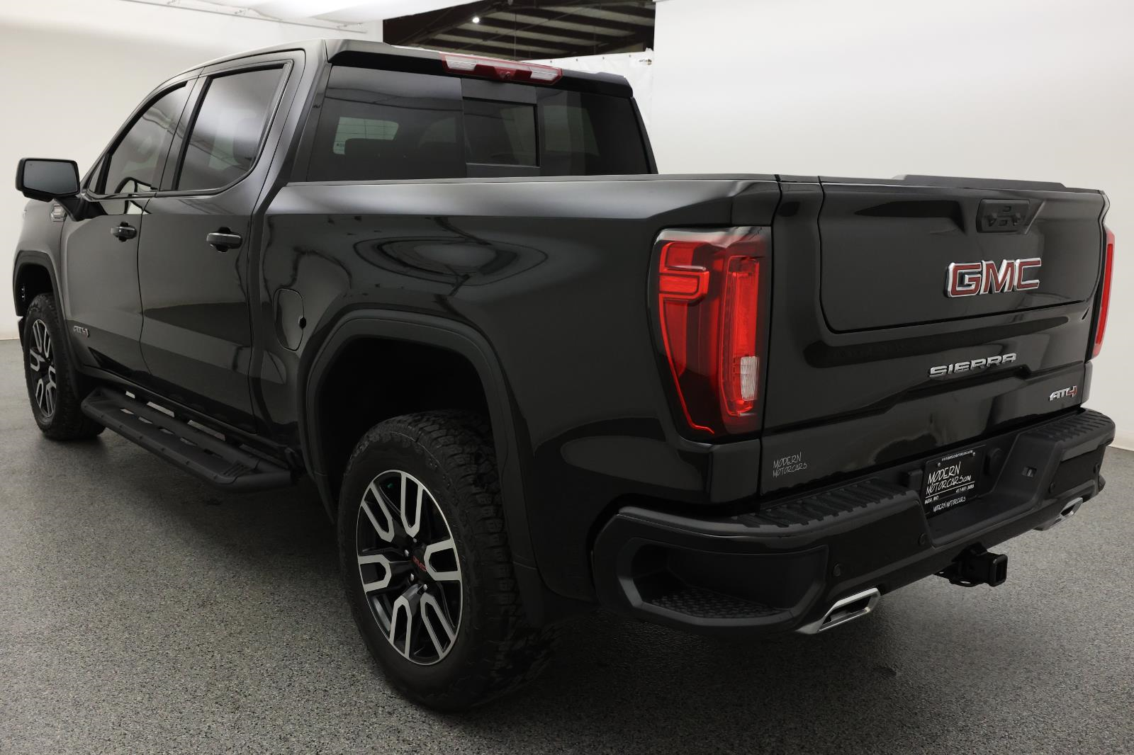 2025 GMC Sierra 1500 AT4 3