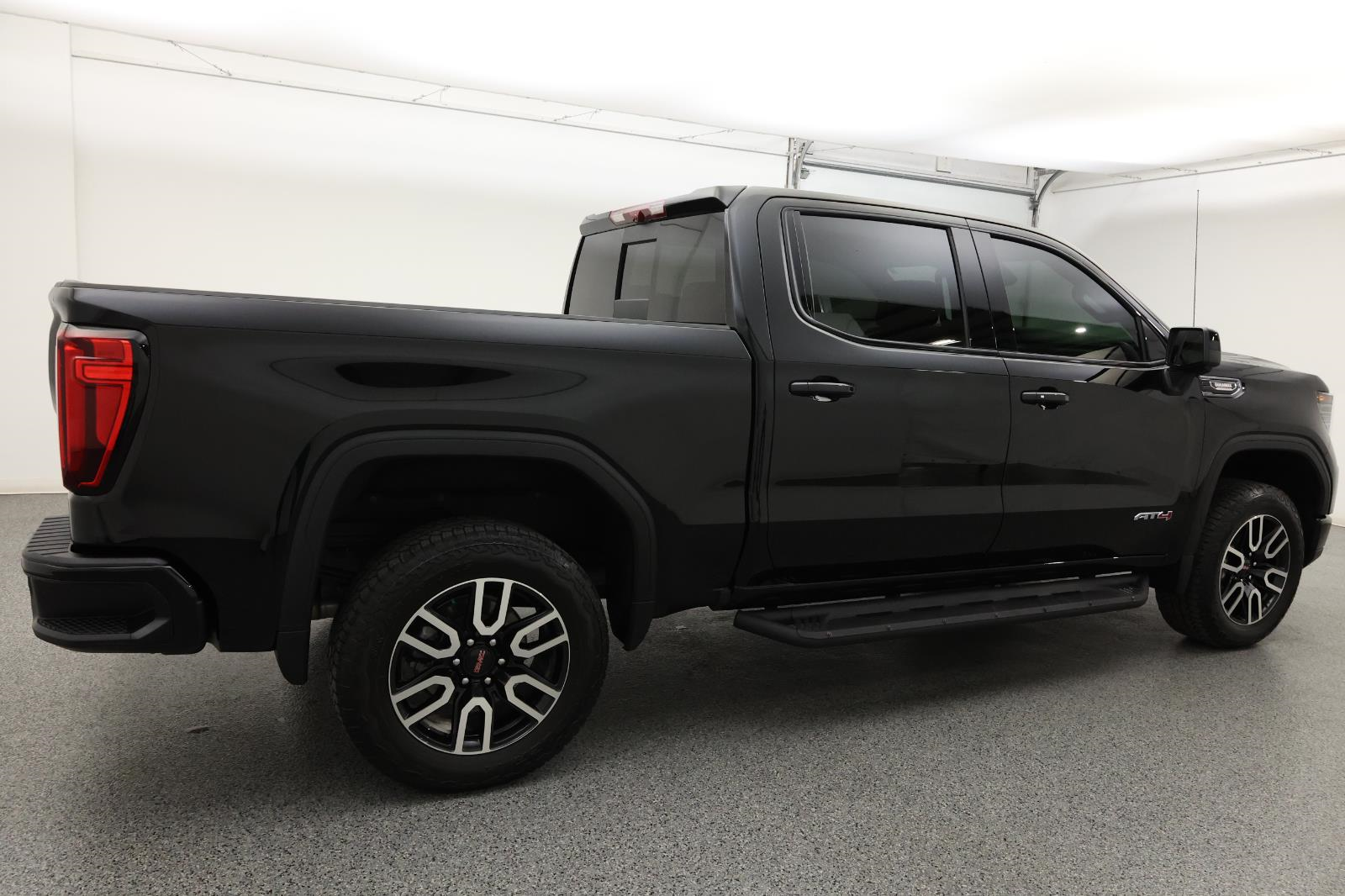 2025 GMC Sierra 1500 AT4 9