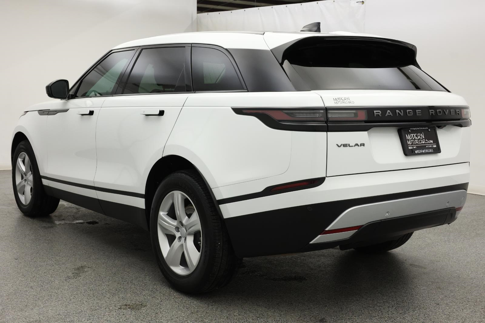 2025 Land Rover Range Rover Velar S 3