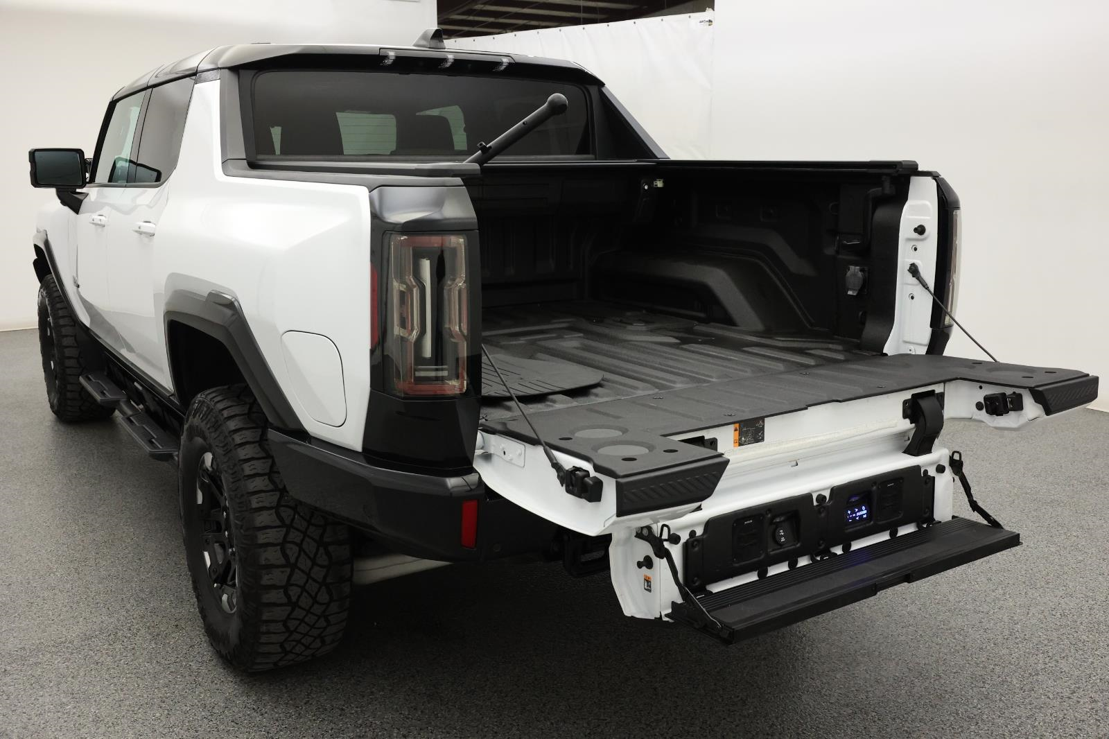 2022 GMC HUMMER EV Edition 1 5