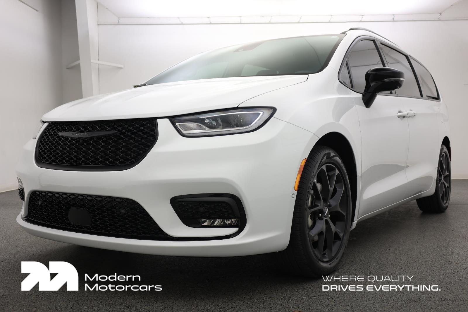 2024 Chrysler Pacifica Touring L FWD