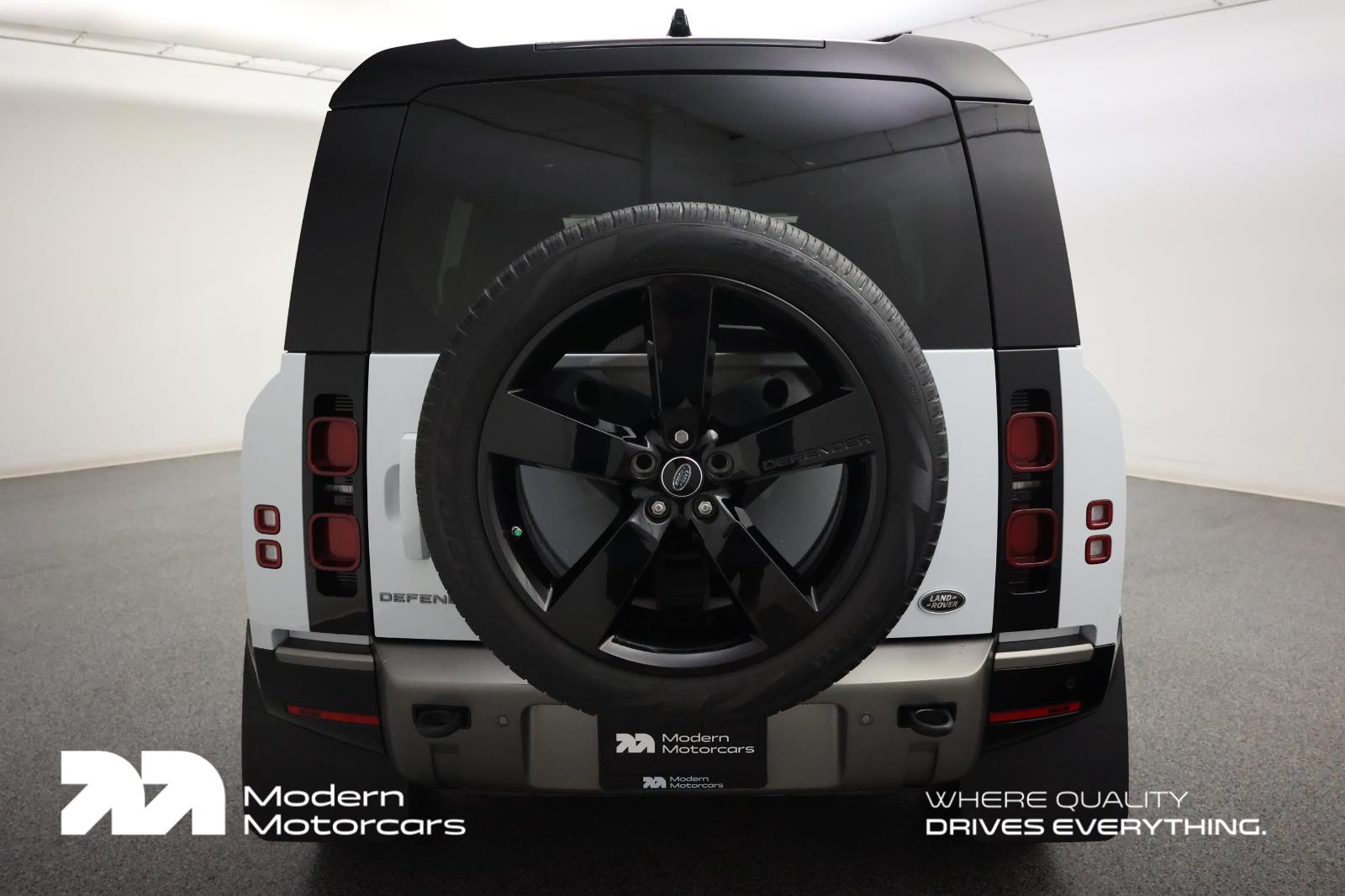 View vehicle photo 5