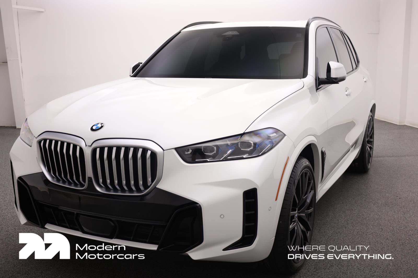 Mineral White Metallic 2026 BMW X5 xDrive40i SUV / Crossover All-Wheel Drive 8-Speed Automatic