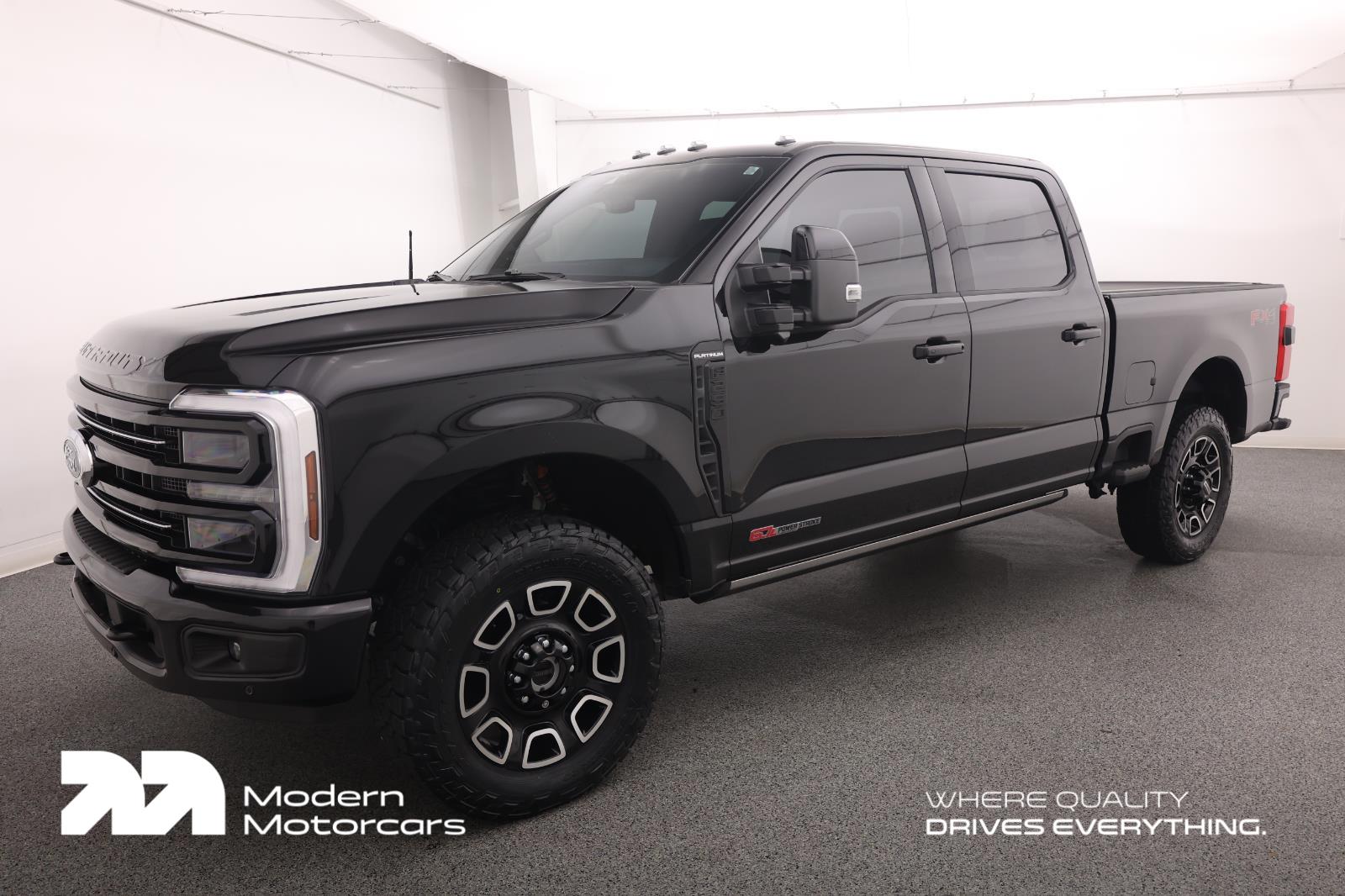 Agate Black Metallic 2025 Ford F-250 Super Duty Platinum Crew Cab 4WD Pickup Truck Four-Wheel Drive Automatic