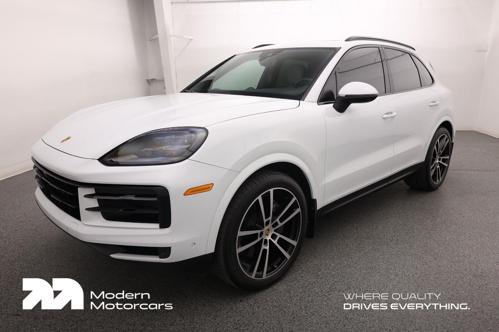 Carrara White Metallic 2024 Porsche Cayenne SUV / Crossover All-Wheel Drive Automatic
