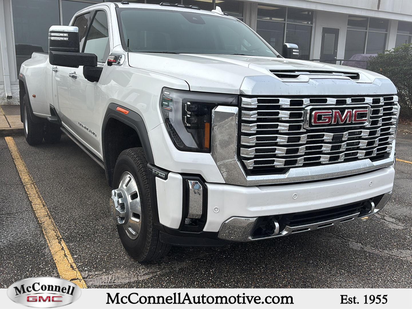 2024 GMC Sierra 3500HD Denali Crew Cab 4WD