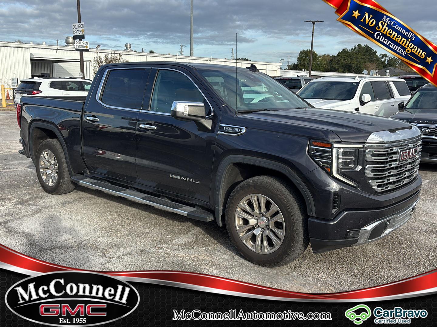 2022 GMC Sierra 1500 Denali Crew Cab 4WD