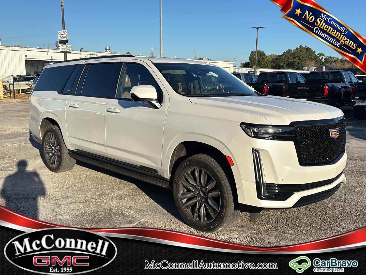 2023 Cadillac Escalade ESV Sport 4WD