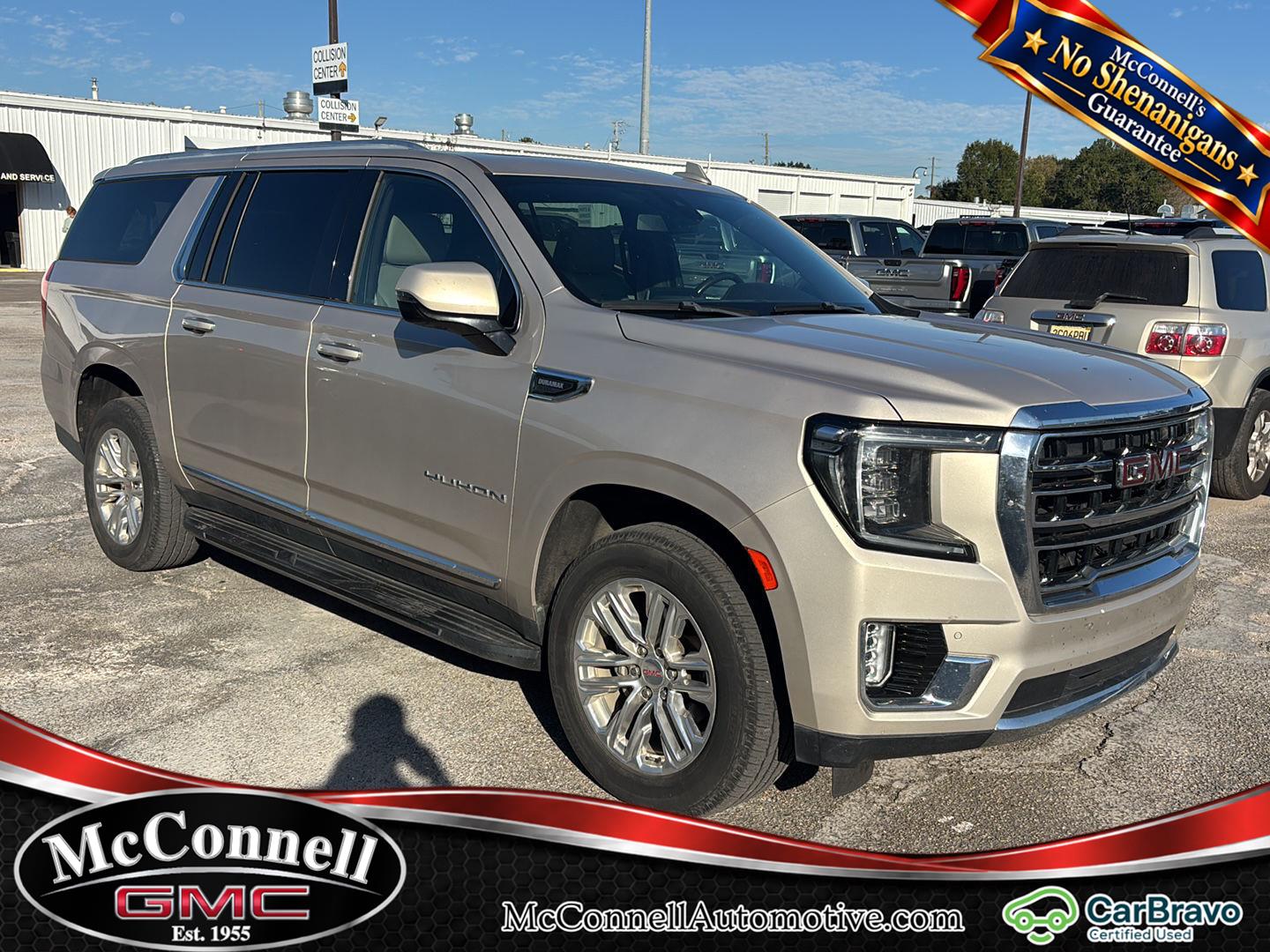 Brown (Pearl Beige Metallic) 2021 GMC Yukon XL SUV / Crossover Four-Wheel Drive Automatic