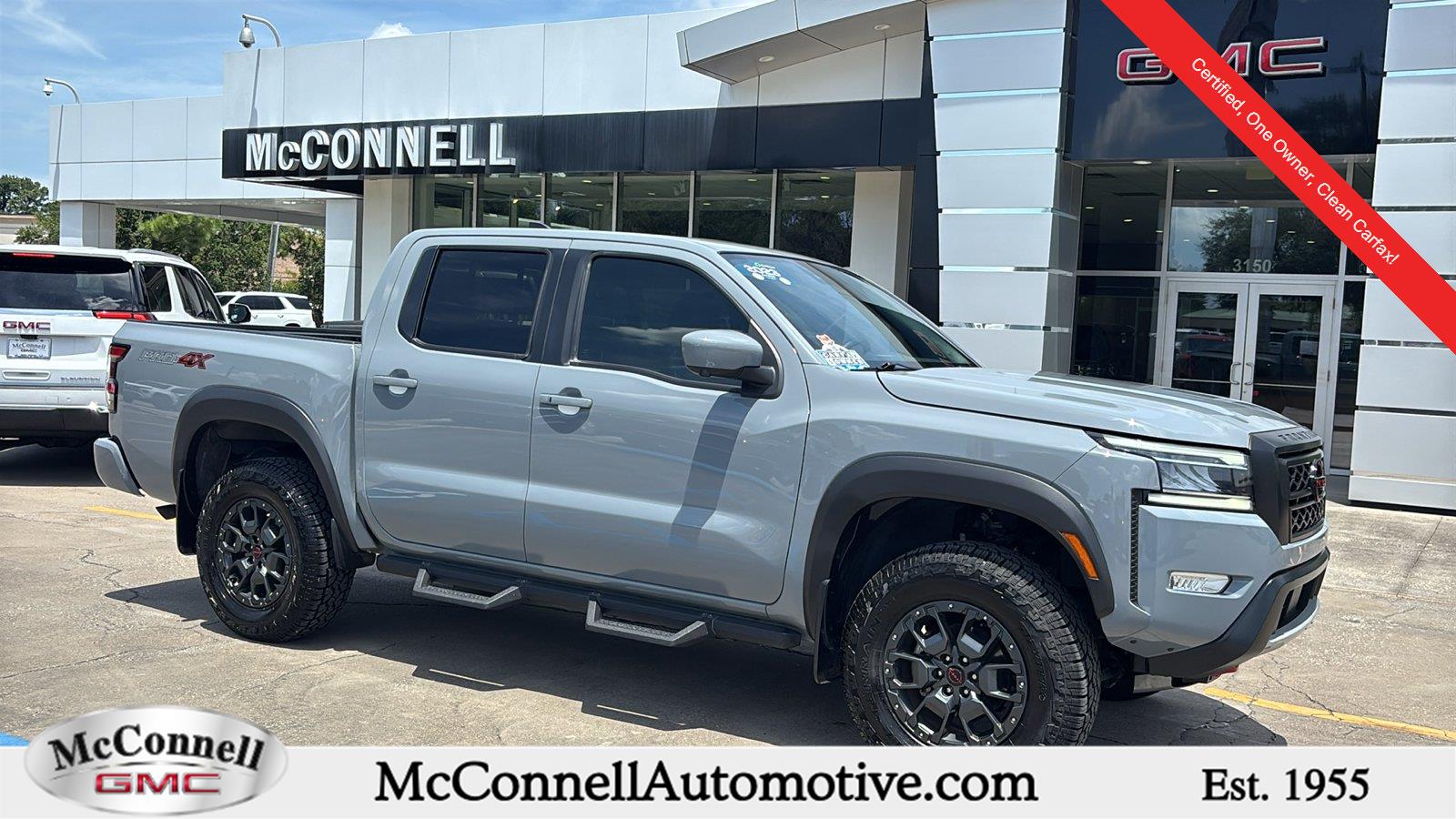 Boulder Gray Pearl 2023 Nissan Frontier Pickup Truck Four-Wheel Drive Automatic