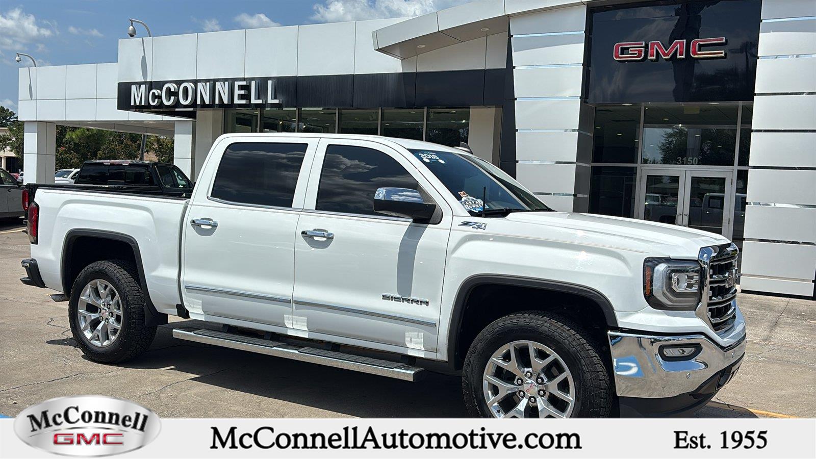 Summit White 2018 GMC Sierra 1500 Pickup Truck Four-Wheel Drive 8-Speed Automatic