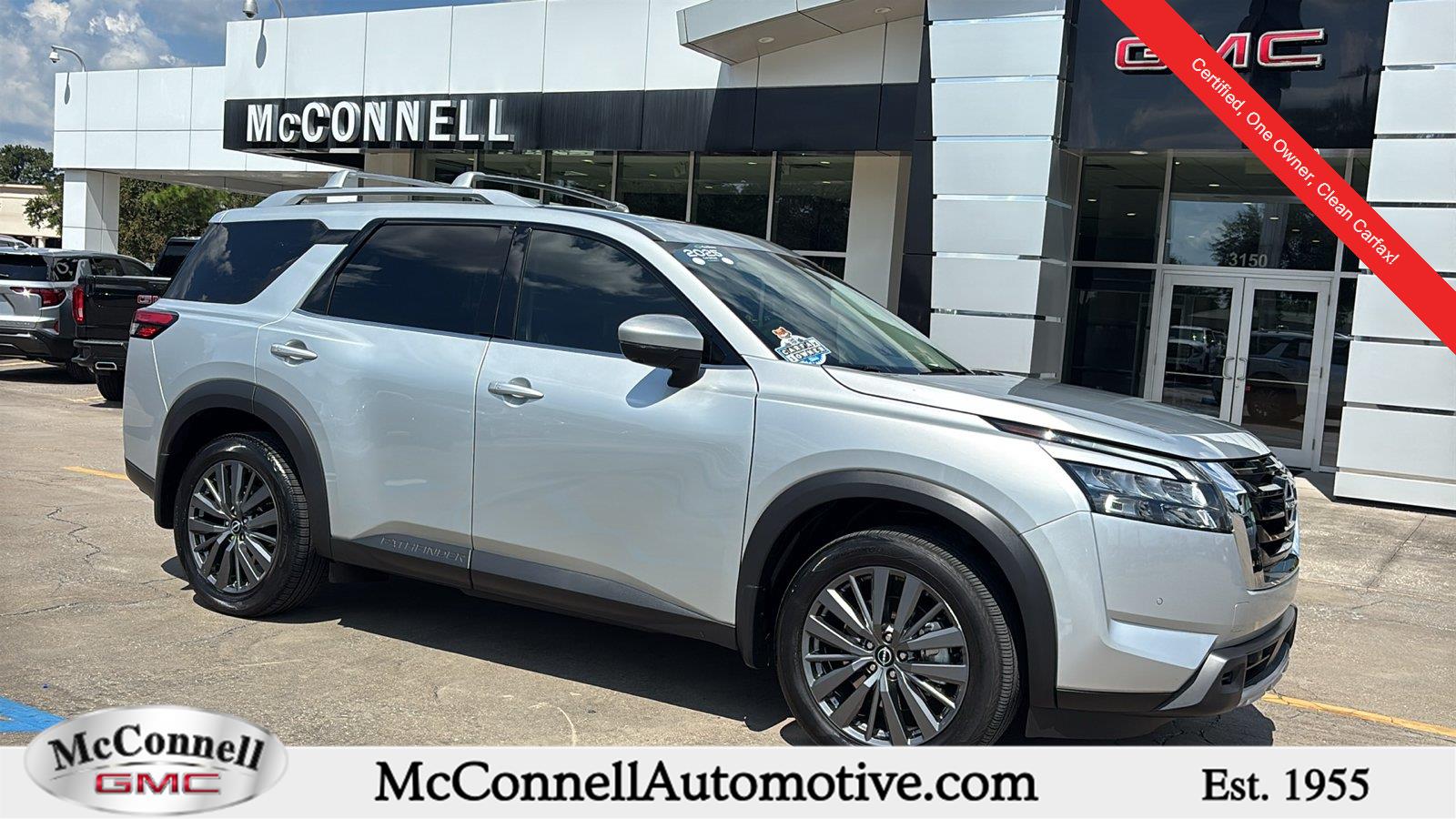 Brilliant Silver Metallic 2025 Nissan Pathfinder SUV / Crossover Front-Wheel Drive Automatic