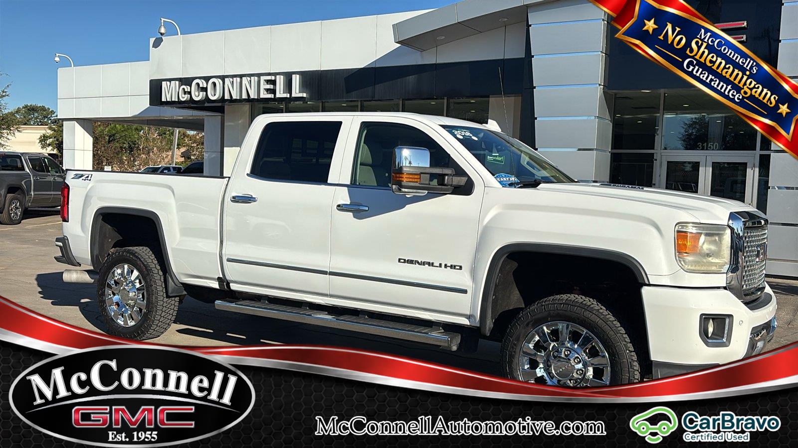 Summit White 2016 GMC Sierra 2500HD Pickup Truck Four-Wheel Drive 6-Speed Automatic