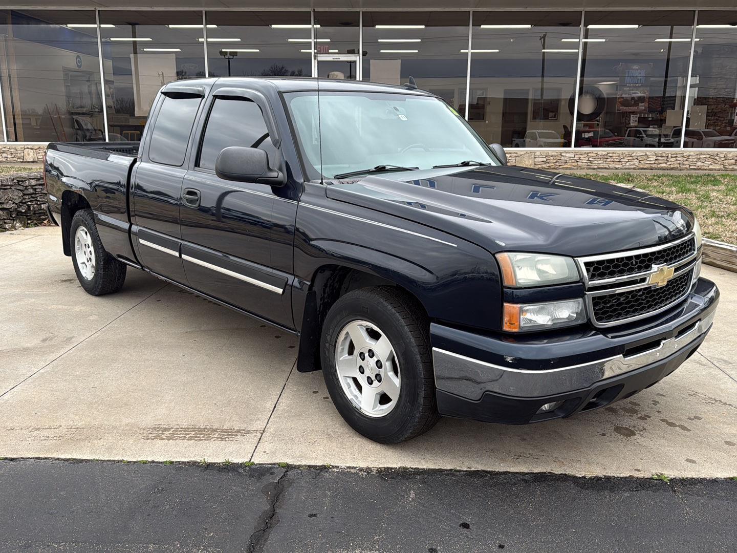 2007 Chevrolet Silverado Classic 1500 1LT Extended Cab RWD