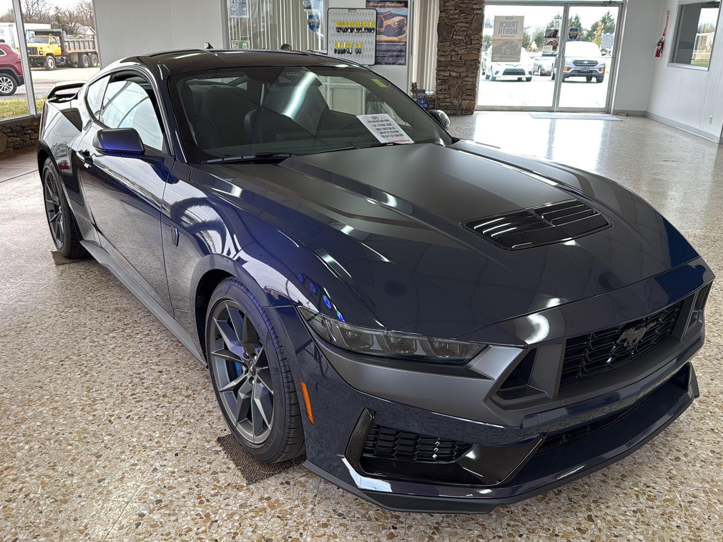2025 Ford Mustang Dark Horse Fastback RWD