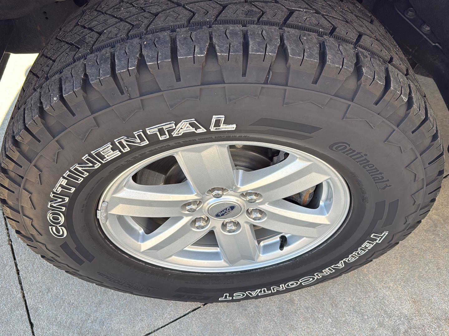View vehicle photo 6