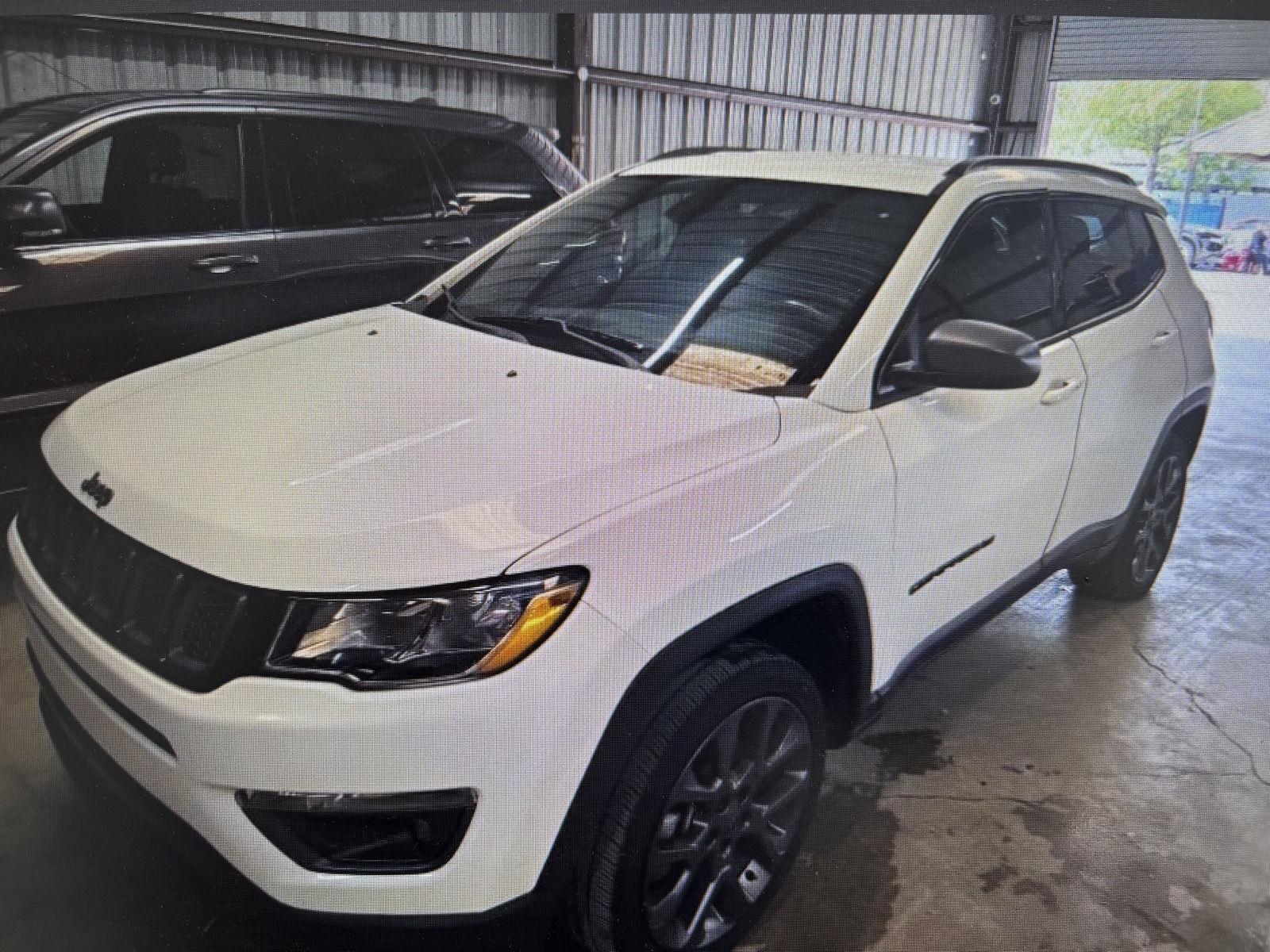 White Clearcoat 2021 Jeep Compass SUV / Crossover Four-Wheel Drive 9-Speed Automatic