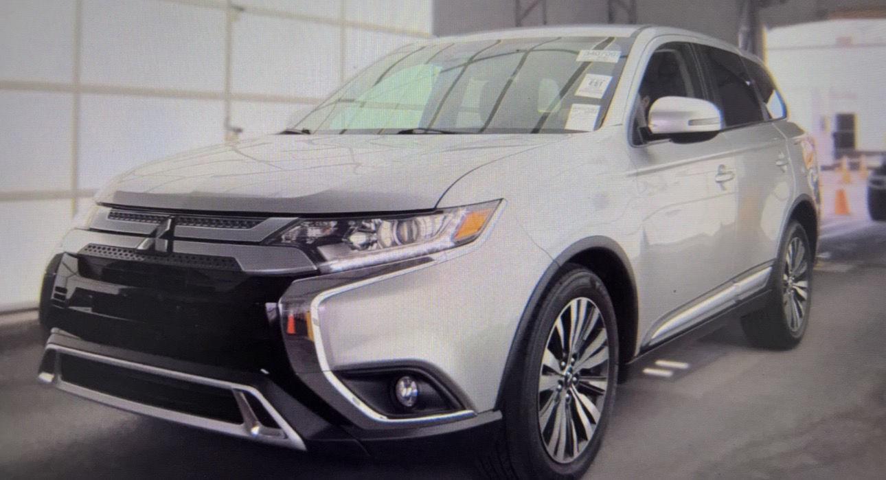 Alloy Silver Metallic 2020 Mitsubishi Outlander SUV / Crossover All-Wheel Drive Continuously Variable Transmission
