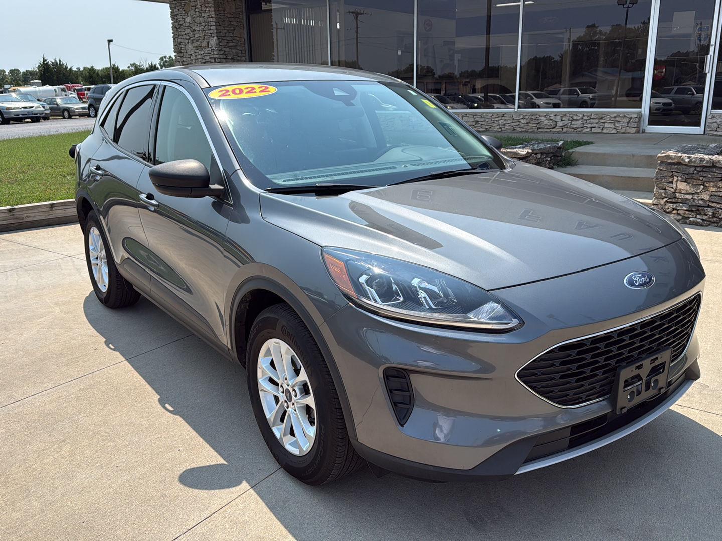 Carbonized Gray Metallic 2022 Ford Escape SUV / Crossover All-Wheel Drive 8-Speed Automatic
