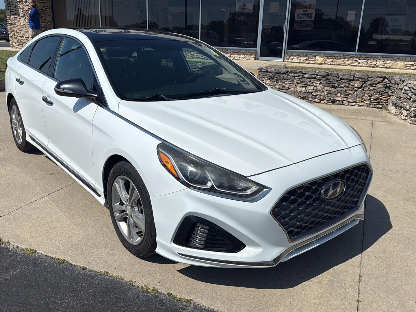 Quartz White Pearl 2018 Hyundai Sonata Sedan Front-Wheel Drive 6-Speed Automatic