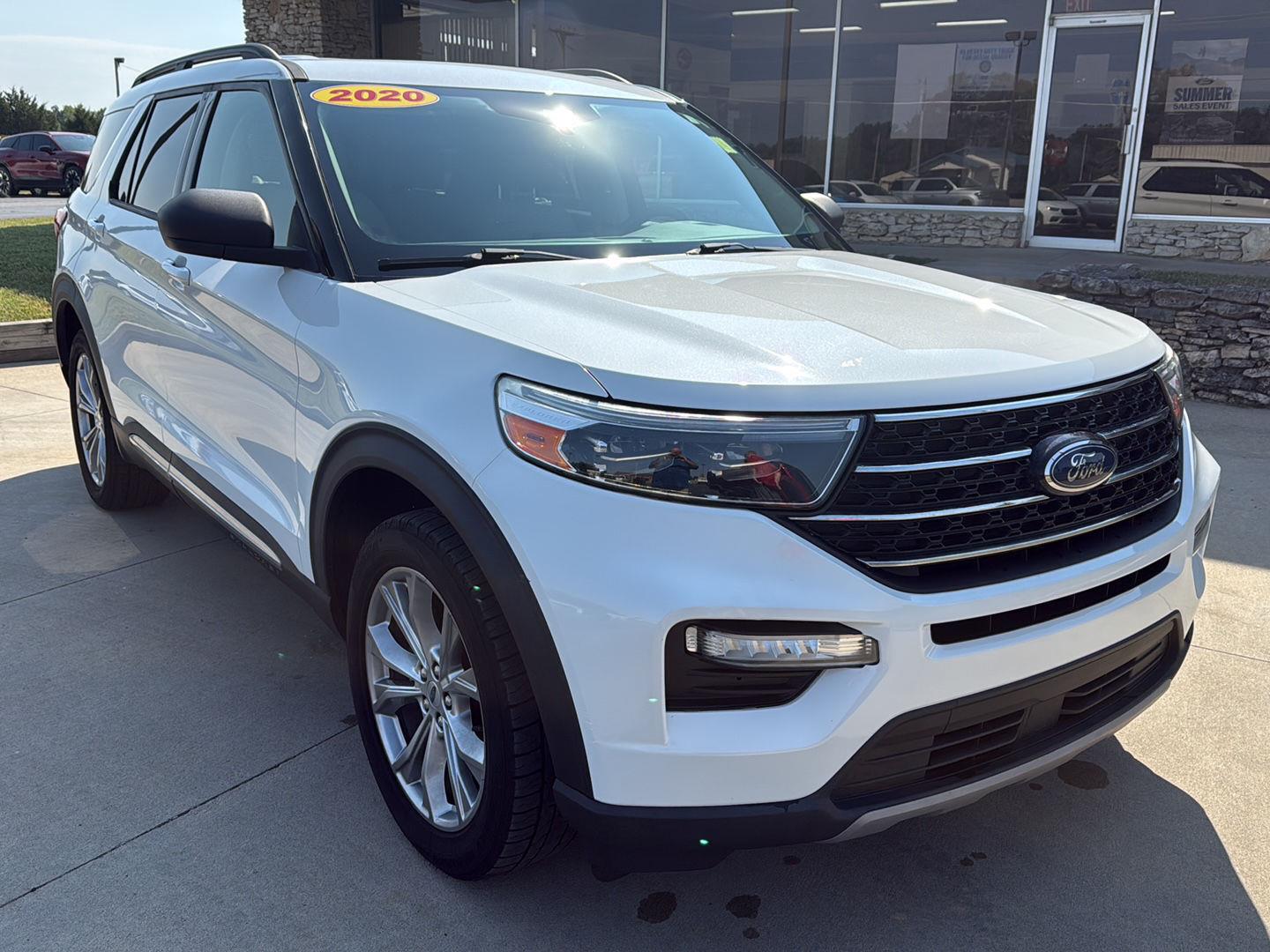 2020 Ford Explorer XLT AWD