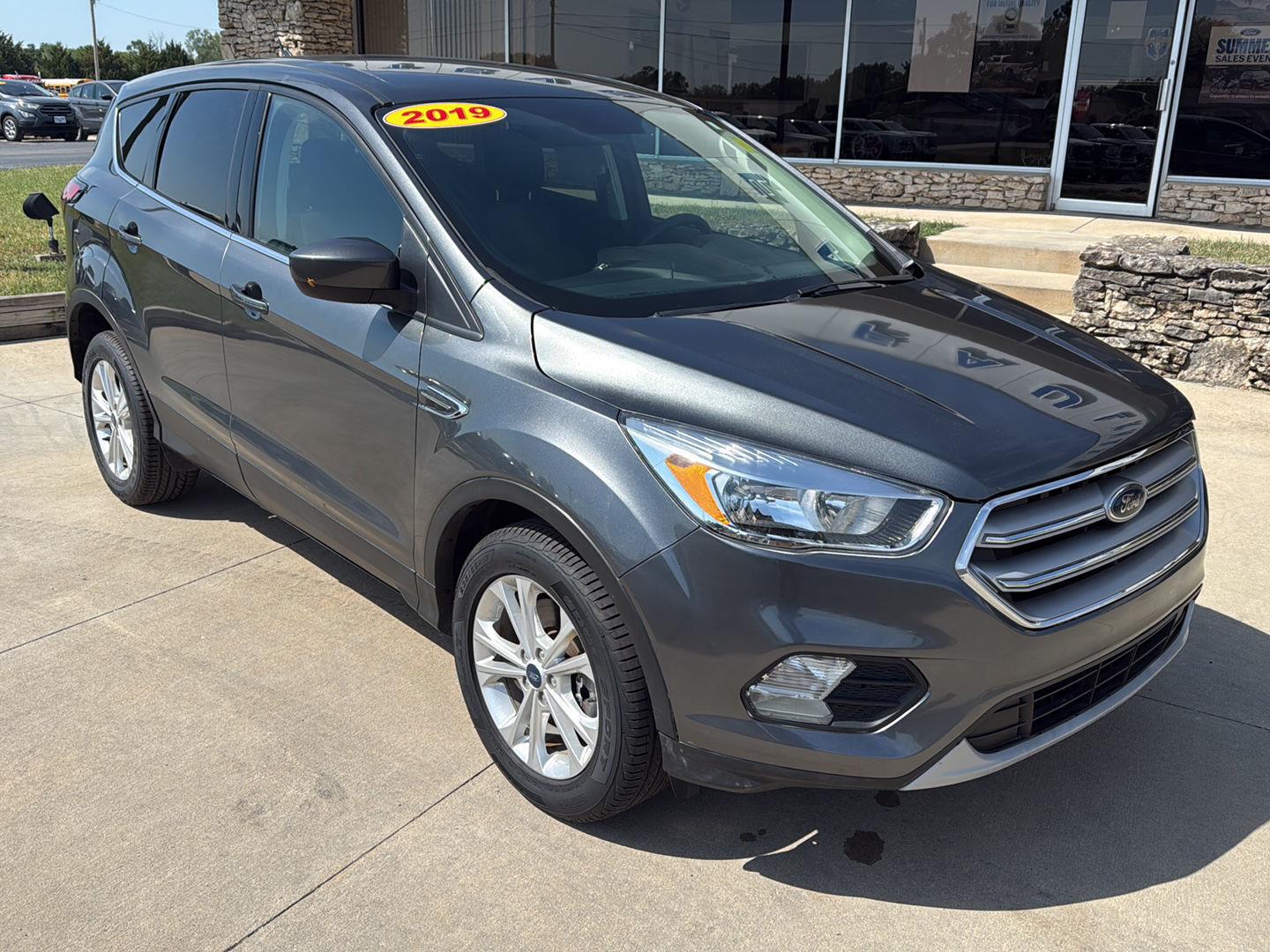 Gray (Magnetic Metallic) 2019 Ford Escape SUV / Crossover All-Wheel Drive 6-Speed Automatic