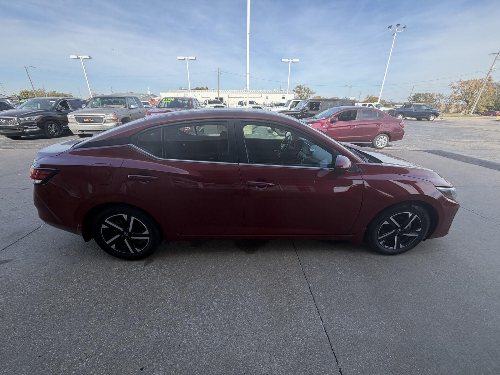 View vehicle photo 7