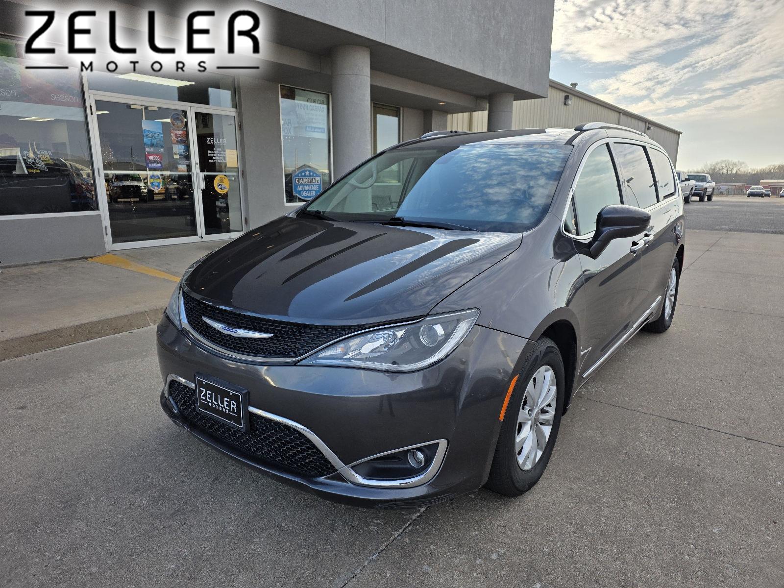 2019 Chrysler Pacifica Touring L FWD