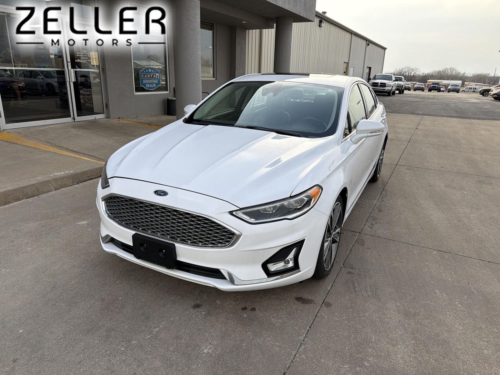 Oxford White 2019 Ford Fusion Titanium Sedan Front-Wheel Drive 6-Speed Automatic