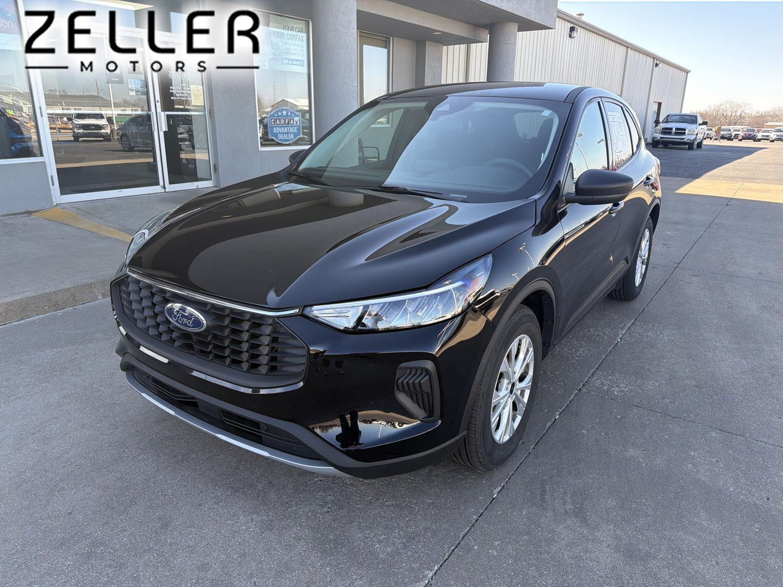 Agate Black Metallic 2025 Ford Escape Active FWD SUV / Crossover Front-Wheel Drive 8-Speed Automatic