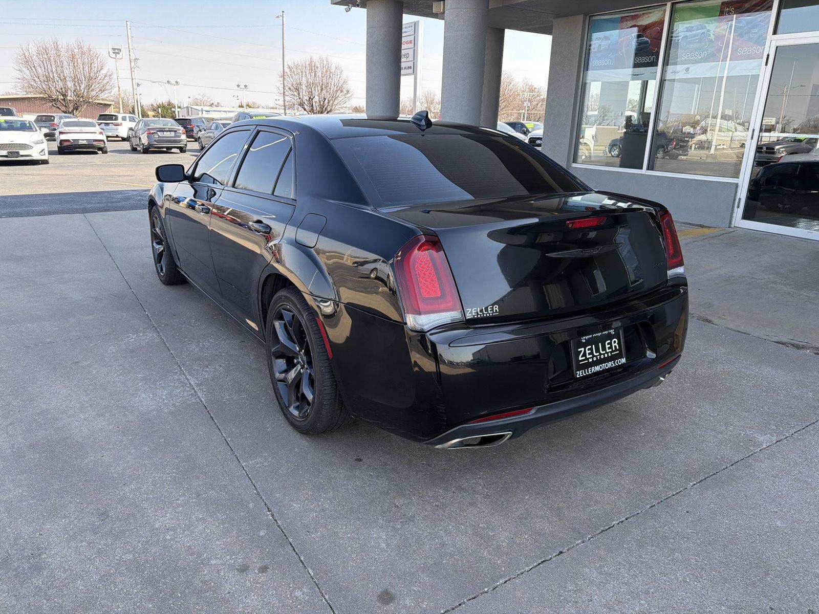 View vehicle photo 3