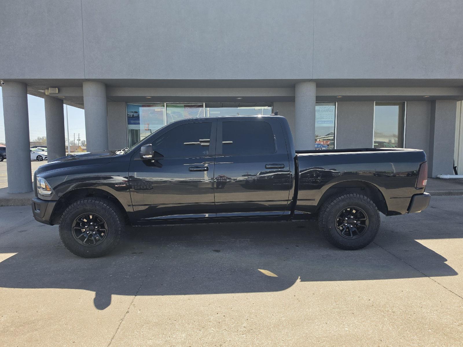 View vehicle photo 2