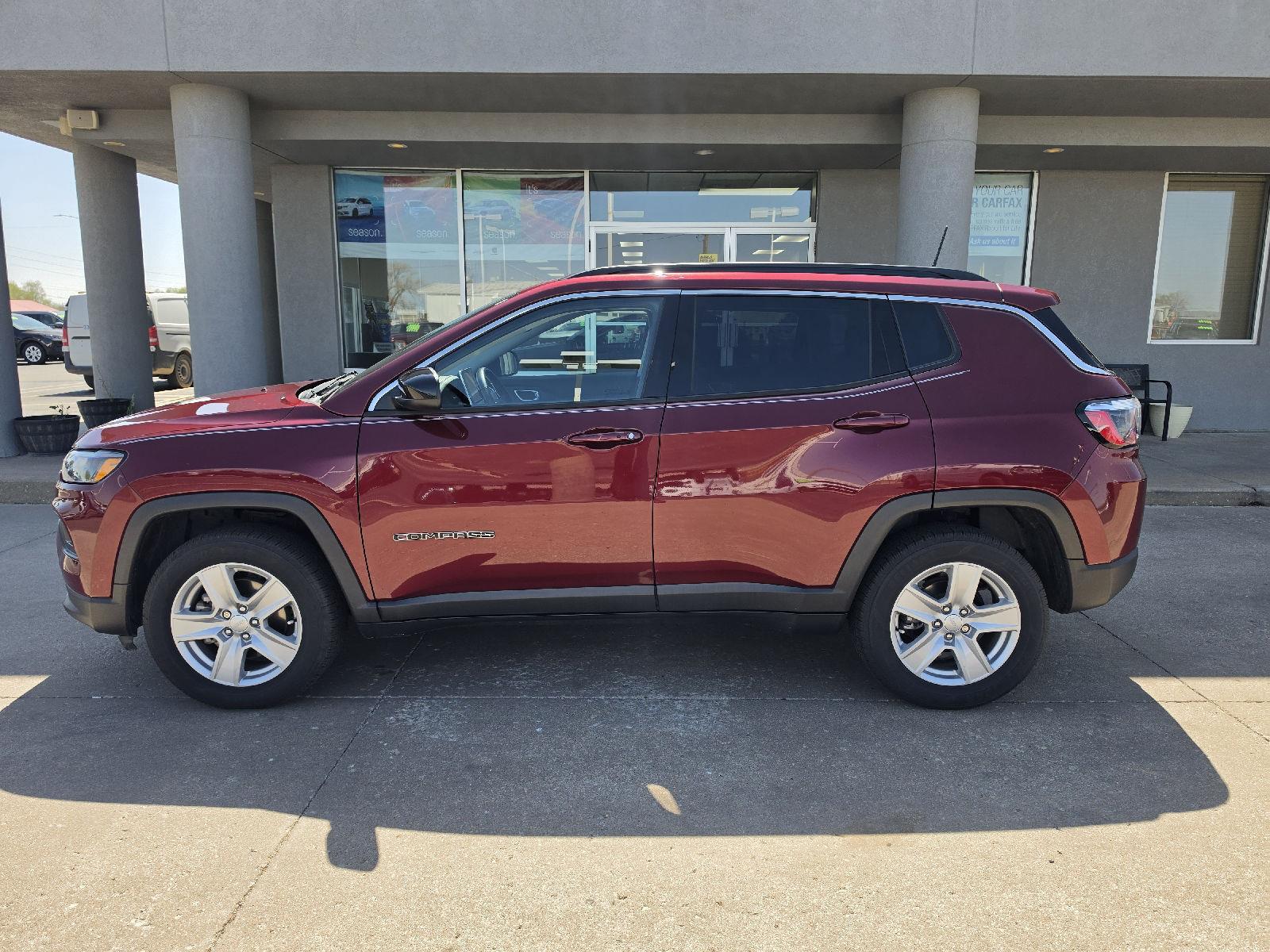 View vehicle photo 2