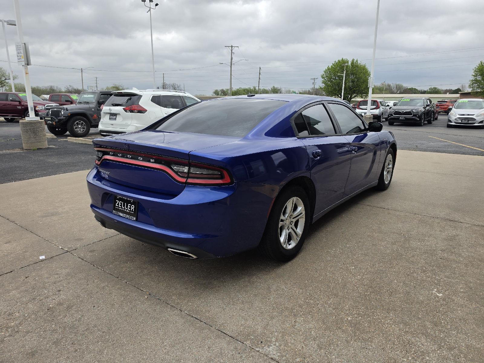 View vehicle photo 5