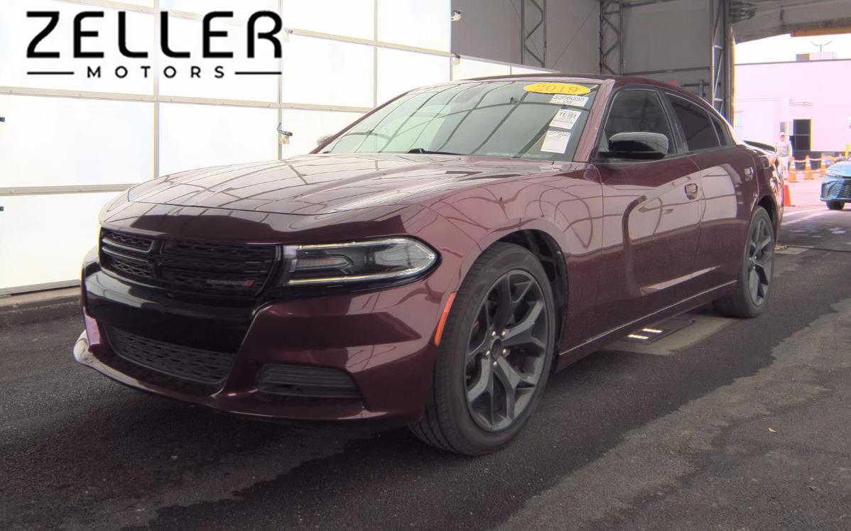 Octane Red Pearlcoat 2019 Dodge Charger SXT RWD Sedan Rear-Wheel Drive 8-Speed Automatic