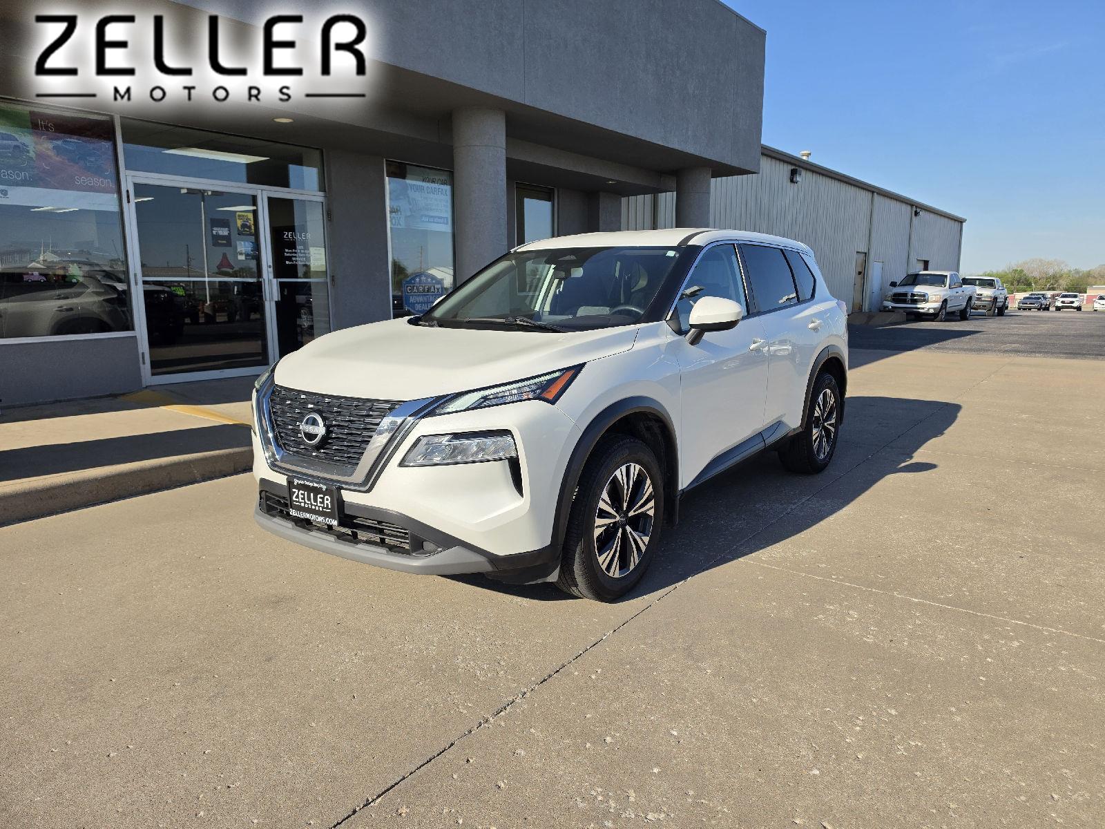 Pearl White Tricoat 2023 Nissan Rogue SV AWD SUV / Crossover All-Wheel Drive Continuously Variable Transmission