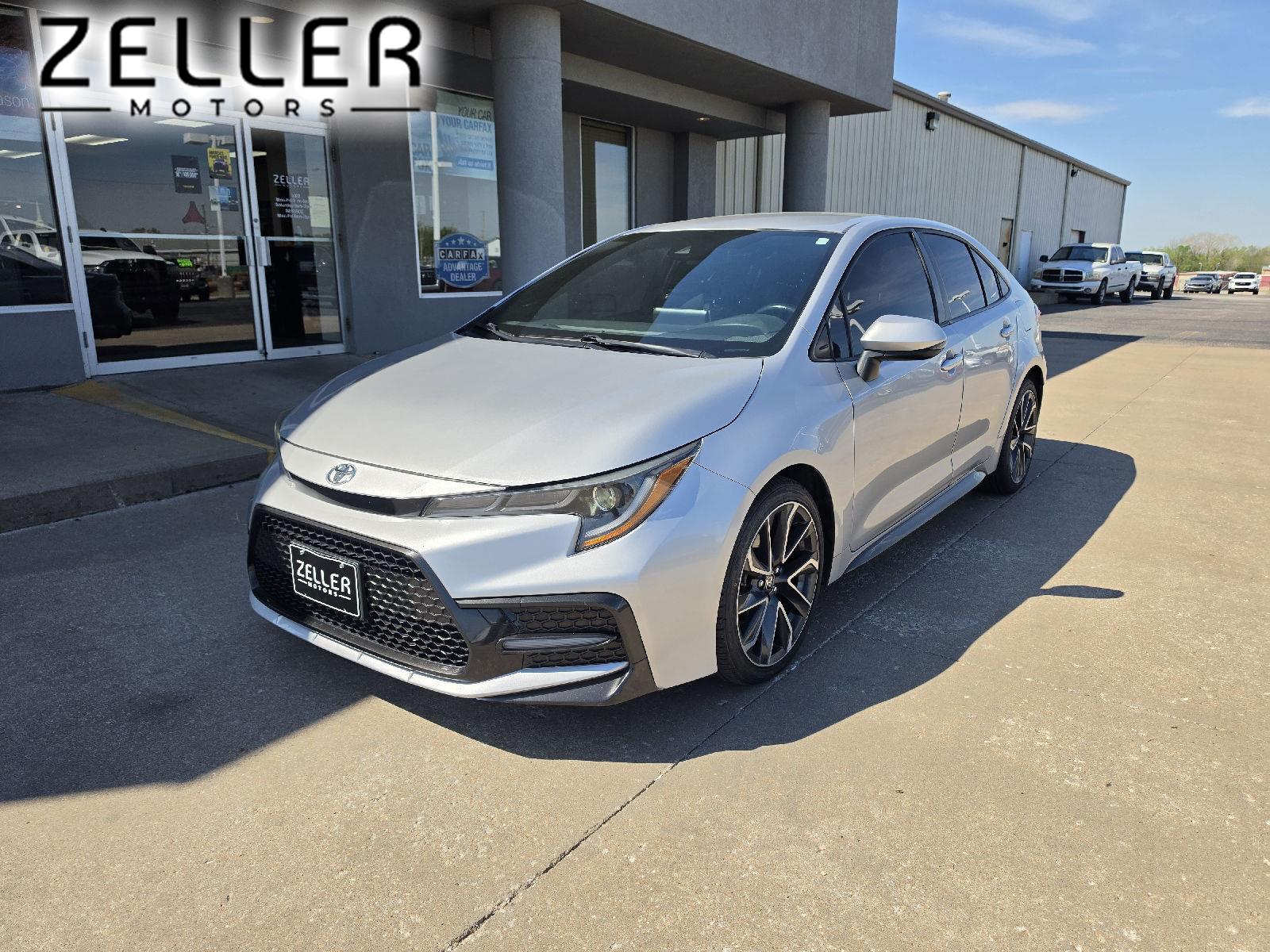 Classic Silver Metallic 2020 Toyota Corolla SE FWD Sedan Front-Wheel Drive Continuously Variable Transmission