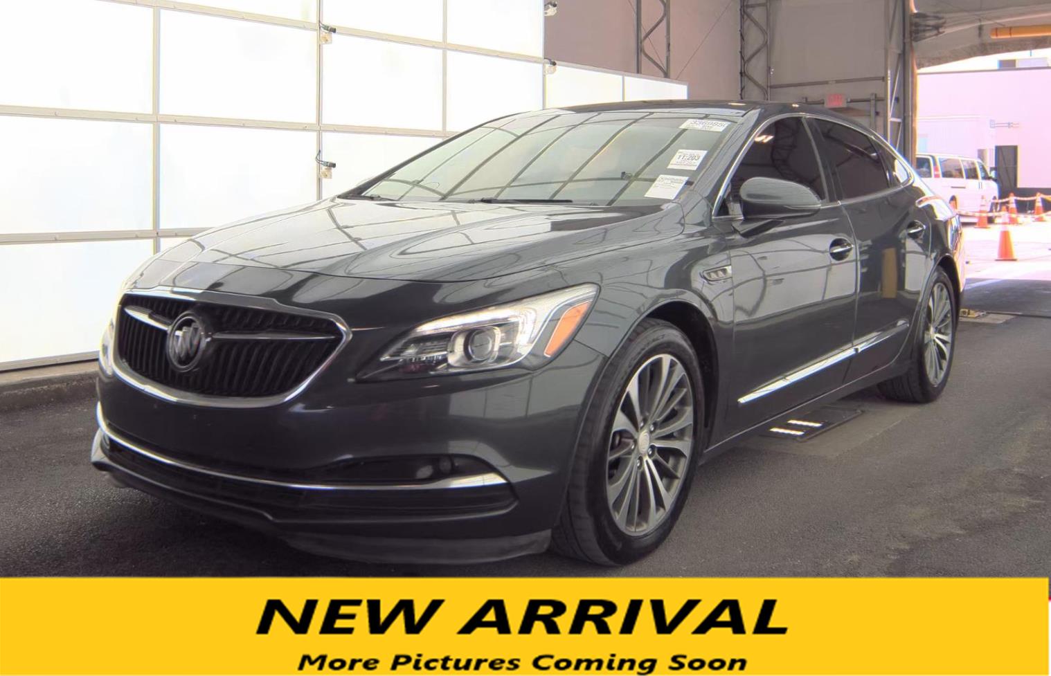 Graphite Gray Metallic 2017 Buick LaCrosse Essence FWD Sedan Front-Wheel Drive 8-Speed Automatic Overdrive