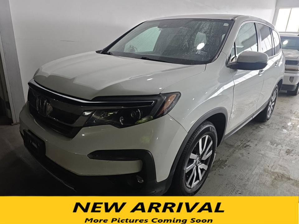 Platinum White Pearl 2021 Honda Pilot EX-L FWD SUV / Crossover Front-Wheel Drive Automatic