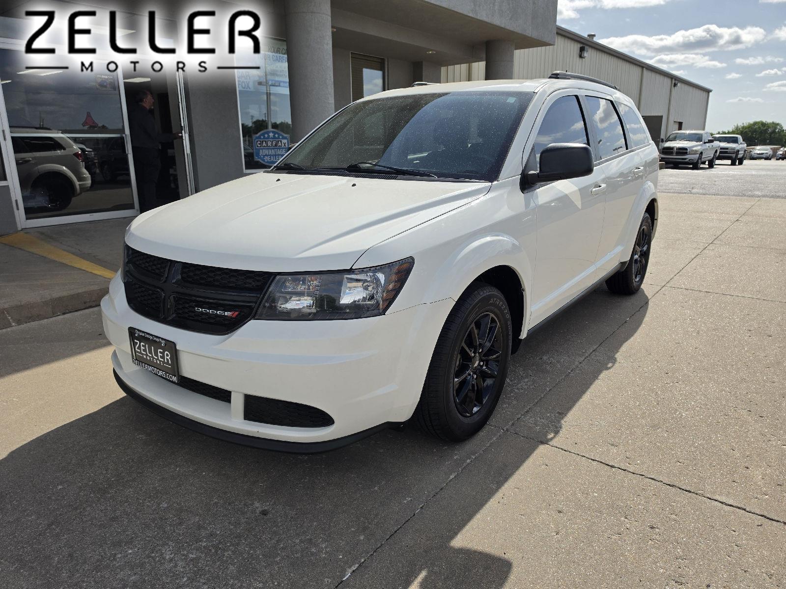 Vice White 2020 Dodge Journey SE Value FWD SUV / Crossover Front-Wheel Drive 4-Speed Automatic