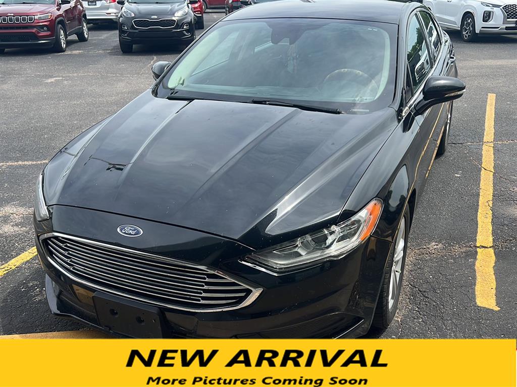 Shadow Black 2018 Ford Fusion SE Sedan Front-Wheel Drive Automatic