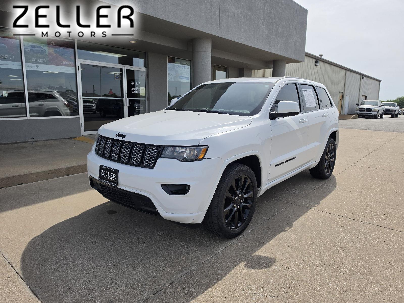 Bright White Clearcoat 2020 Jeep Grand Cherokee Altitude RWD SUV / Crossover 4X2 8-Speed Automatic